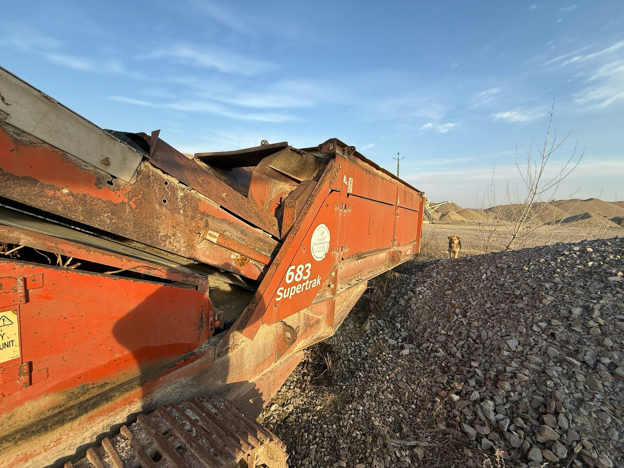 FINLAY 683 SUPERTRAK MOBILE SORTING STATION - غربال: صور 2 FINLAY 683 SUPERTRAK MOBILE SORTING STATION - غربال: صور 2