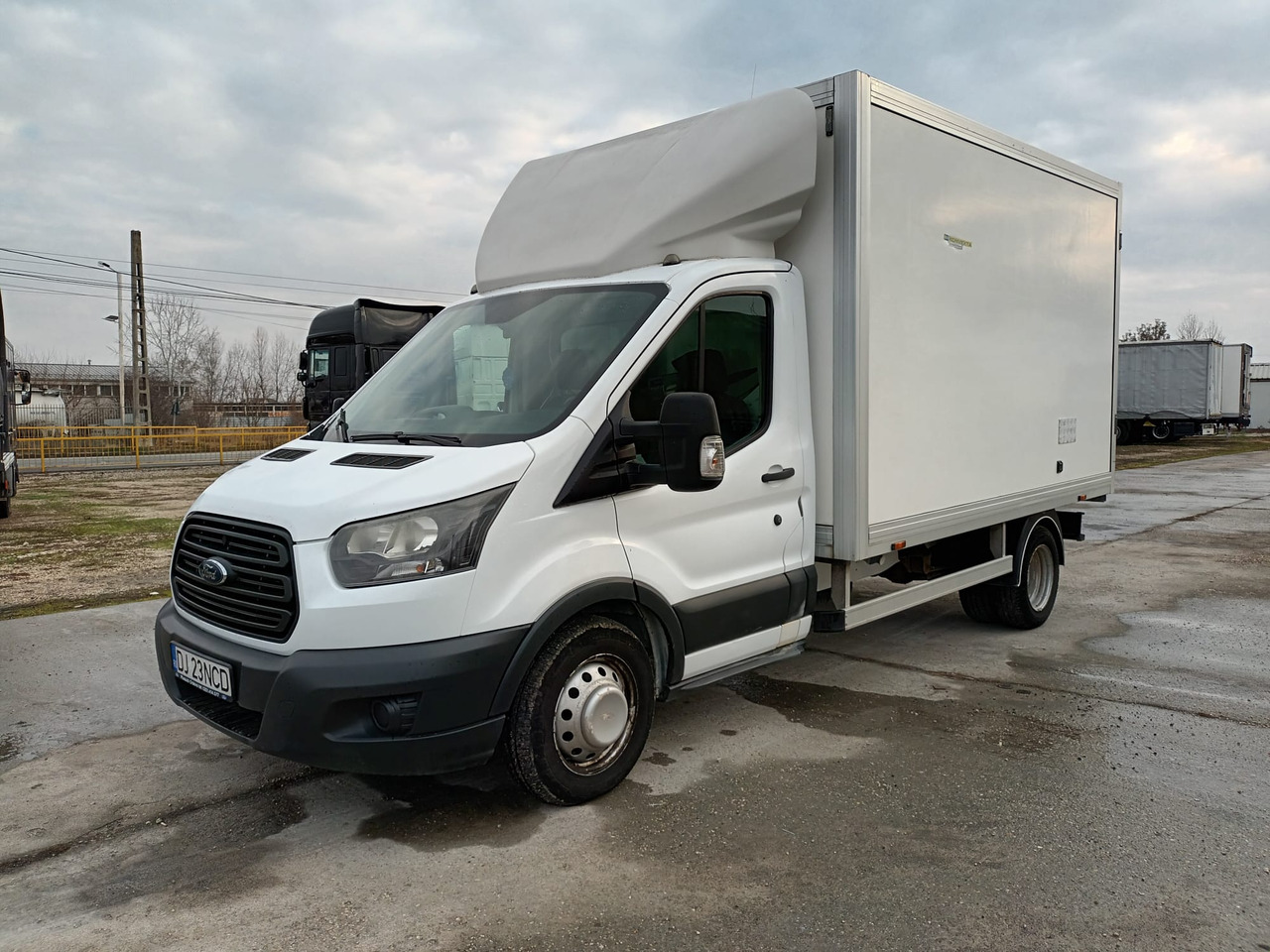Ford Transit 350 L3 KONVEKTA REFRIGERATOR - الشاحنات الصغيرة المبردة: صور 1 Ford Transit 350 L3 KONVEKTA REFRIGERATOR - الشاحنات الصغيرة المبردة: صور 1