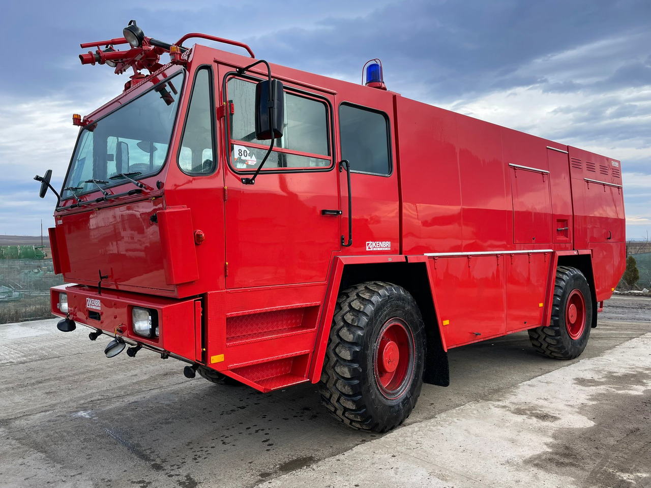 KRONENBURG K45 FIRE TRUCK - المطافئ: صور 1 KRONENBURG K45 FIRE TRUCK - المطافئ: صور 1