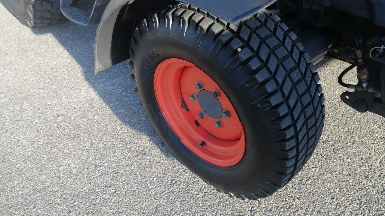 KUBOTA L4240 Narrow spaces tractor/vineyard/fruit tree/communal, TOP ! - جرار: صور 5 KUBOTA L4240 Narrow spaces tractor/vineyard/fruit tree/communal, TOP ! - جرار: صور 5
