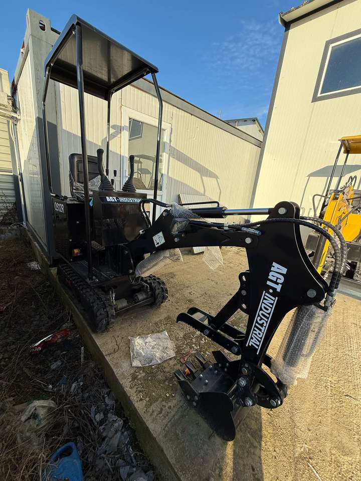 MINIEXCAVATOR JPC H10 - حفارة مصغرة: صور 1 MINIEXCAVATOR JPC H10 - حفارة مصغرة: صور 1