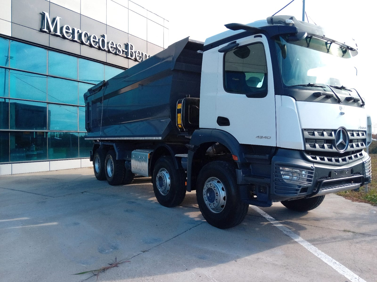 Mercedes-Benz Arocs 42.40 8×4 Basculanta/Tipper/Kipper Heavy Duty, TOP !!! - قلابات: صور 2 Mercedes-Benz Arocs 42.40 8×4 Basculanta/Tipper/Kipper Heavy Duty, TOP !!! - قلابات: صور 2