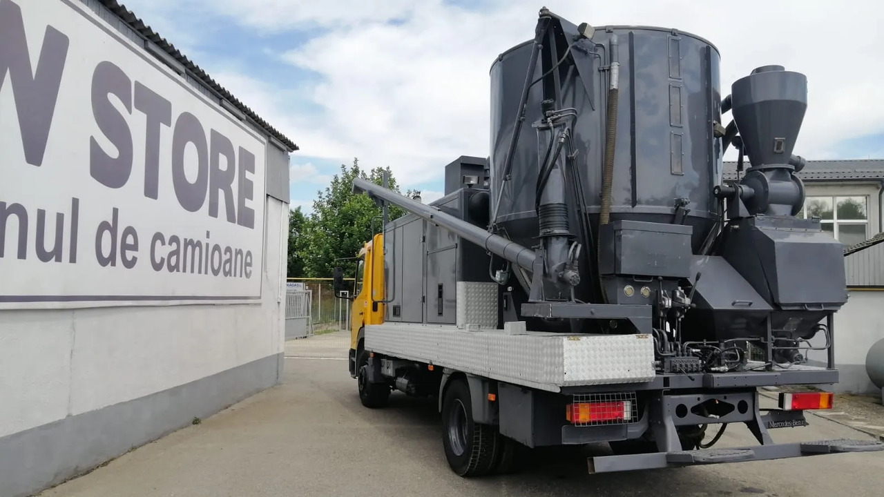 Mercedes-Benz Atego & Gmelin Animal Feed Mill and Mixer/FNC - المعدات لتربية الماشية: صور 4 Mercedes-Benz Atego & Gmelin Animal Feed Mill and Mixer/FNC - المعدات لتربية الماشية: صور 4