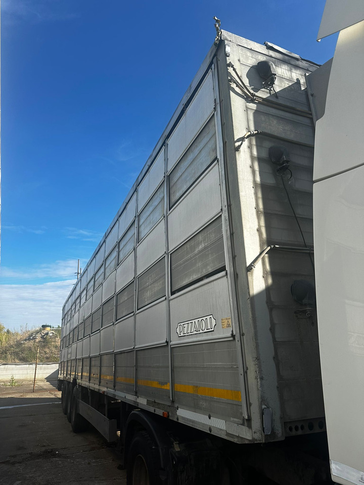 PEZZAIOLLI Animal Transport Semi-trailer - شاحنة نقل المواشي نصف مقطورة: صور 2 PEZZAIOLLI Animal Transport Semi-trailer - شاحنة نقل المواشي نصف مقطورة: صور 2