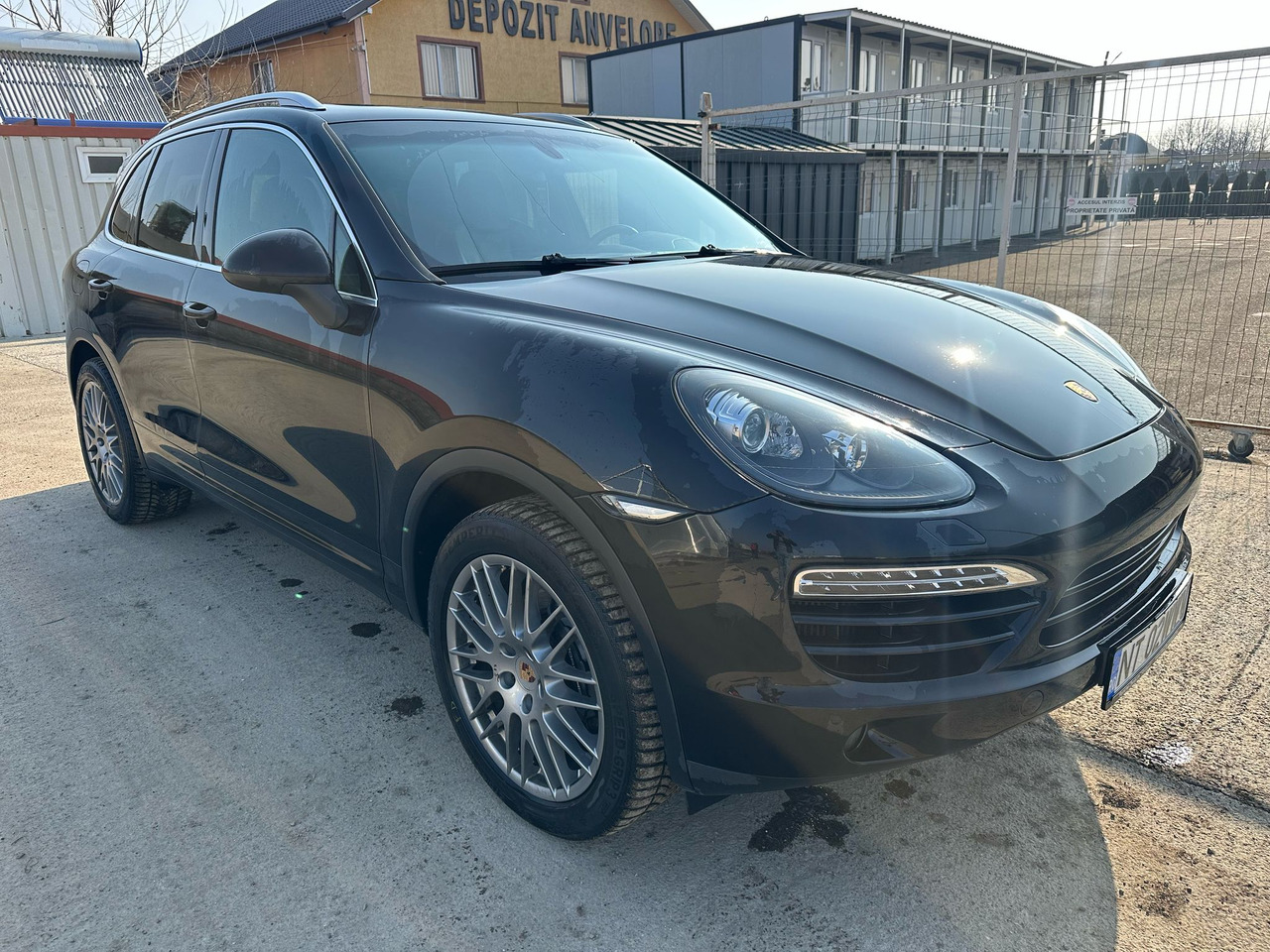 PORSCHE CAYENNE - سيارة دفع رباعي: صور 2 PORSCHE CAYENNE - سيارة دفع رباعي: صور 2