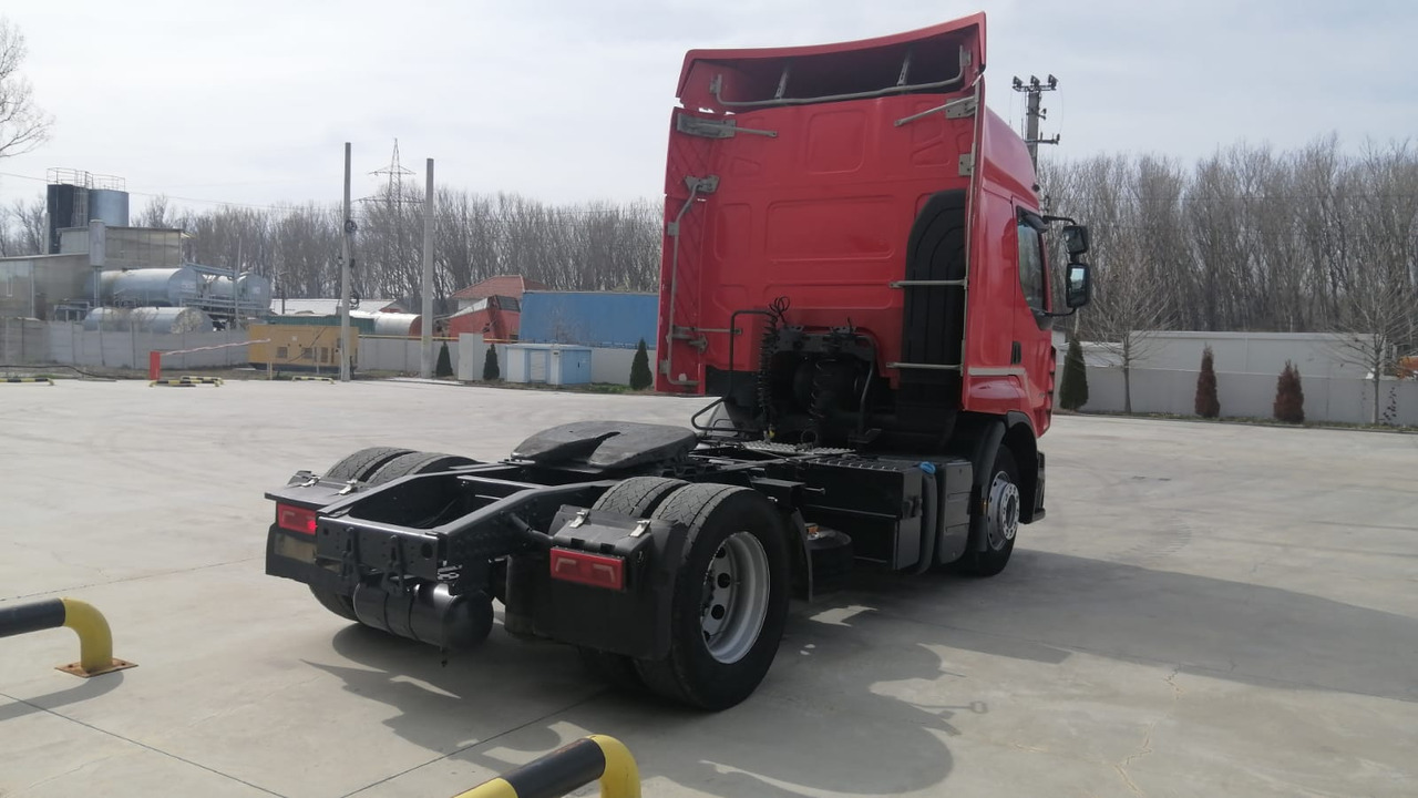 Renault PREMIUM 450 DXI, Manual ZF - شاحنة جرار: صور 3 Renault PREMIUM 450 DXI, Manual ZF - شاحنة جرار: صور 3