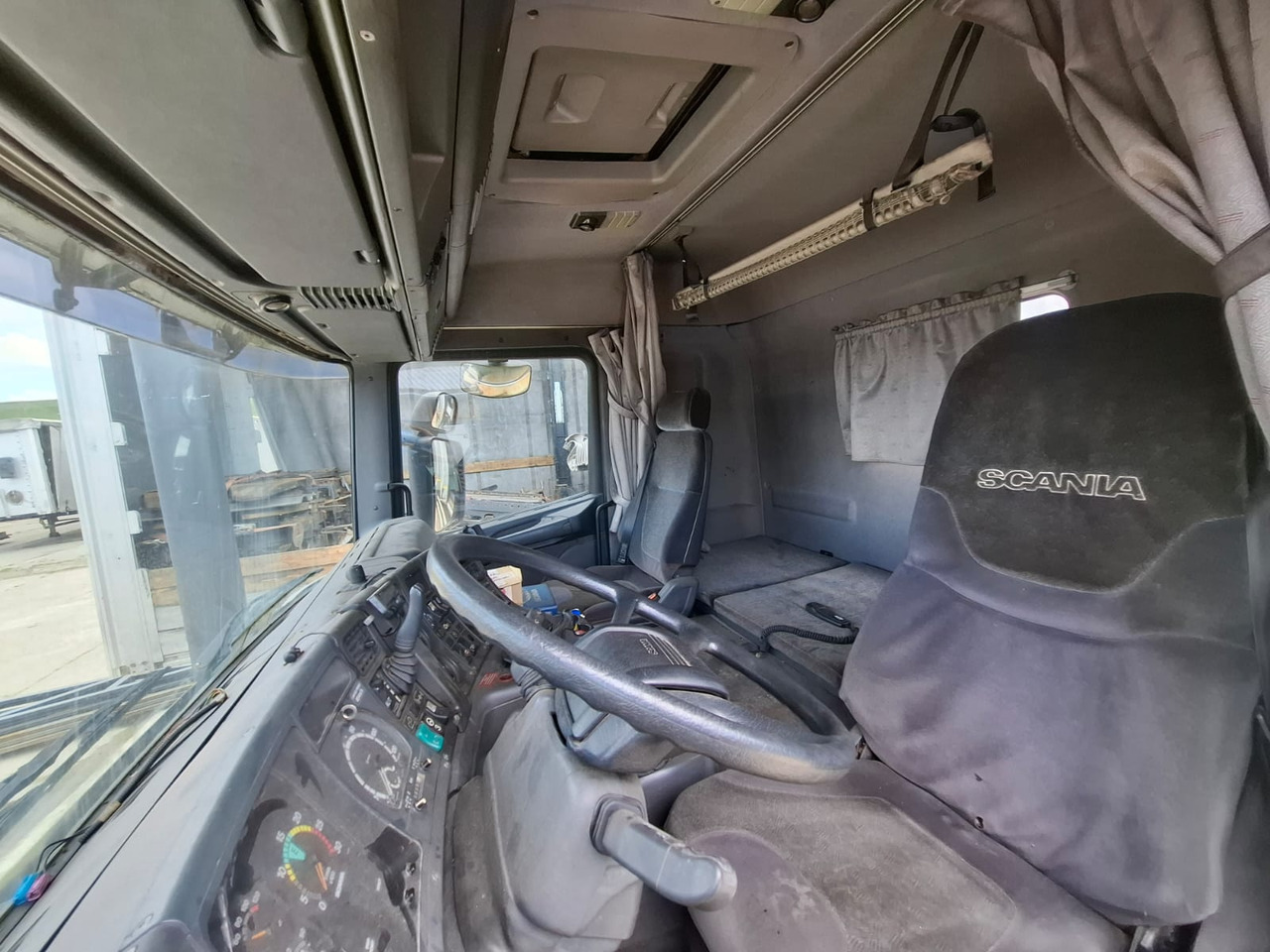 Scania B 6X2 - شاحنة جرار: صور 3 Scania B 6X2 - شاحنة جرار: صور 3