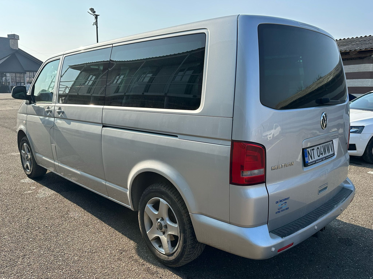 VOLKSWAGEN MULTIVAN - ميكروباص: صور 4 VOLKSWAGEN MULTIVAN - ميكروباص: صور 4