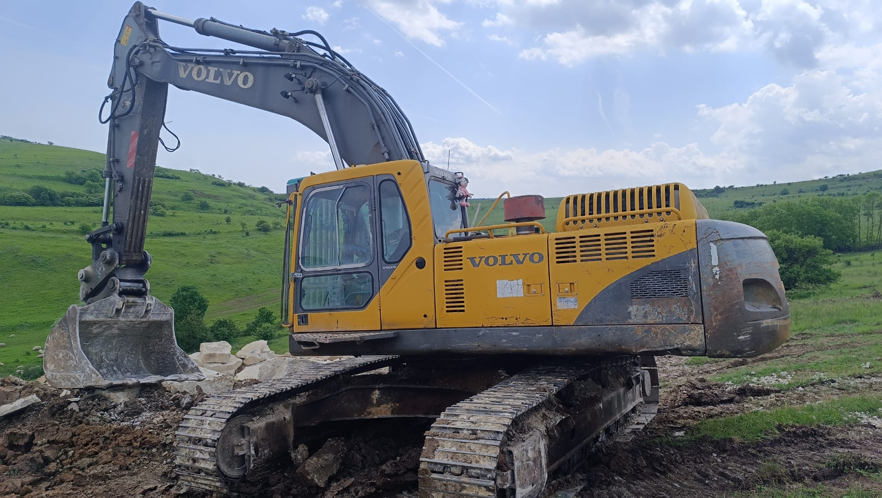 VOLVO EC 360 EXCAVATOR - حفارات زحافة: صور 1 VOLVO EC 360 EXCAVATOR - حفارات زحافة: صور 1