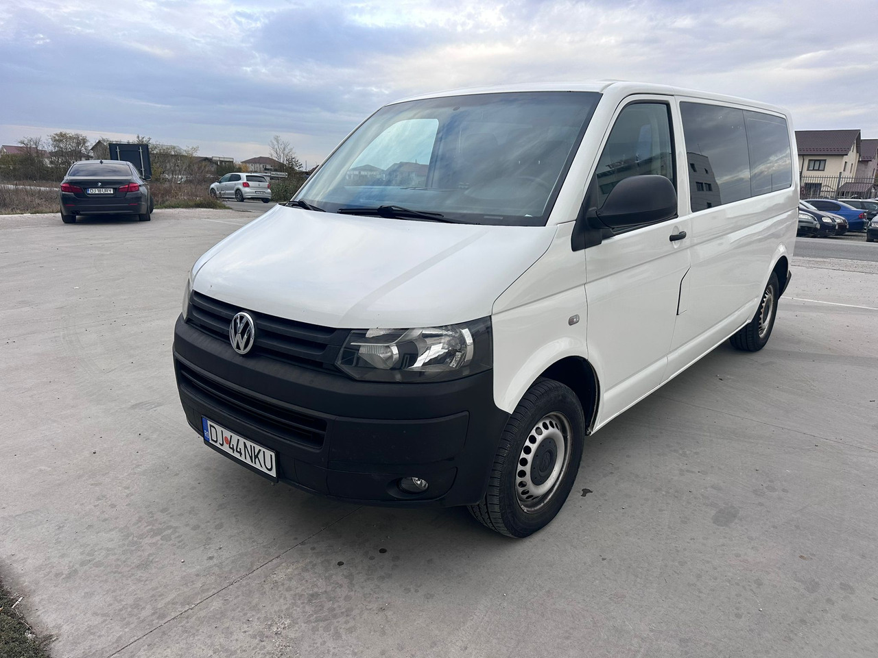 Volkswagen Transporter - سيارة: صور 1 Volkswagen Transporter - سيارة: صور 1