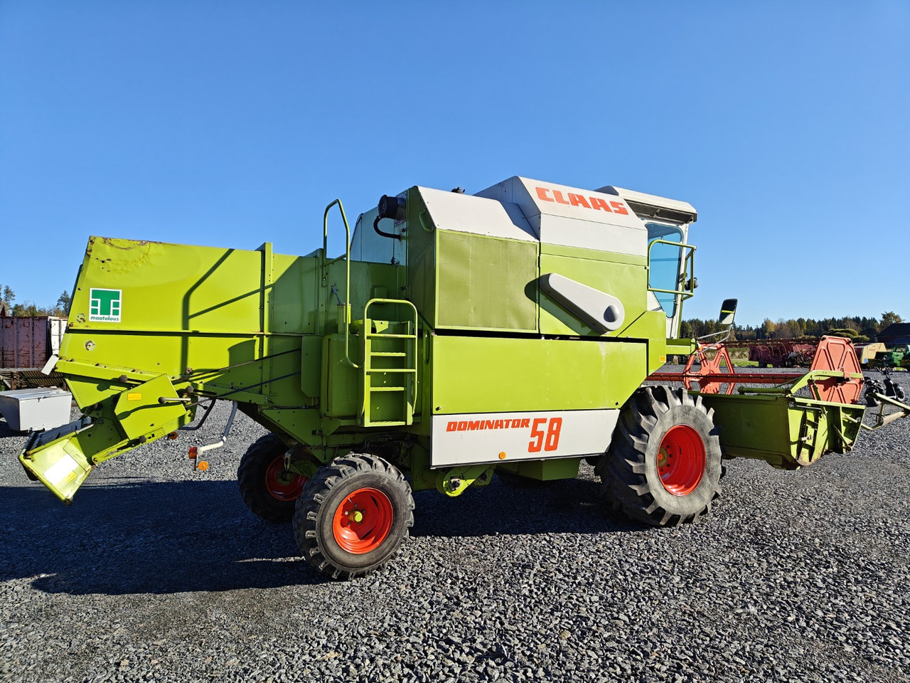 CLAAS Dominator 58 - حصادة شاملة: صور 4 CLAAS Dominator 58 - حصادة شاملة: صور 4