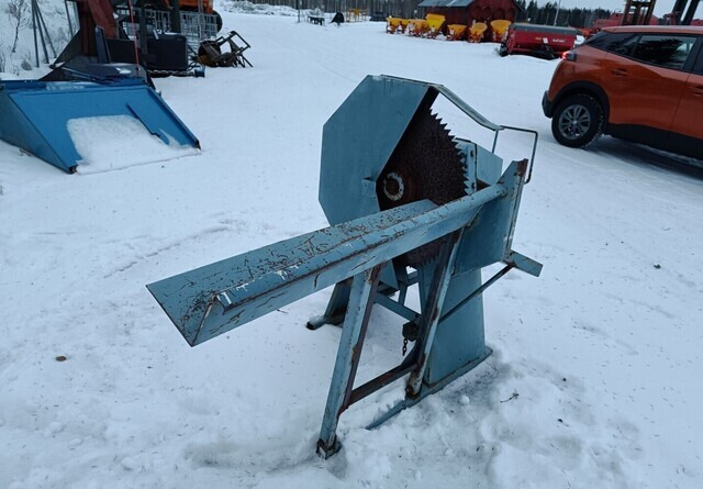 Japa Klapisirkeli halkaisuruuvilla - آلة تقطيع الخشب: صور 3 Japa Klapisirkeli halkaisuruuvilla - آلة تقطيع الخشب: صور 3