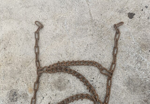 Kuorma-auton piikkiketjupari P250cm, L45cm - أجزاء الهيكل السفلي - شاحنة: صور 5 Kuorma-auton piikkiketjupari P250cm, L45cm - أجزاء الهيكل السفلي - شاحنة: صور 5