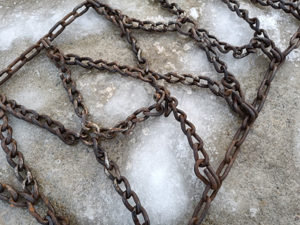 Lumiketjut traktoriin - الإطارات والجنوط: صور 5 Lumiketjut traktoriin - الإطارات والجنوط: صور 5