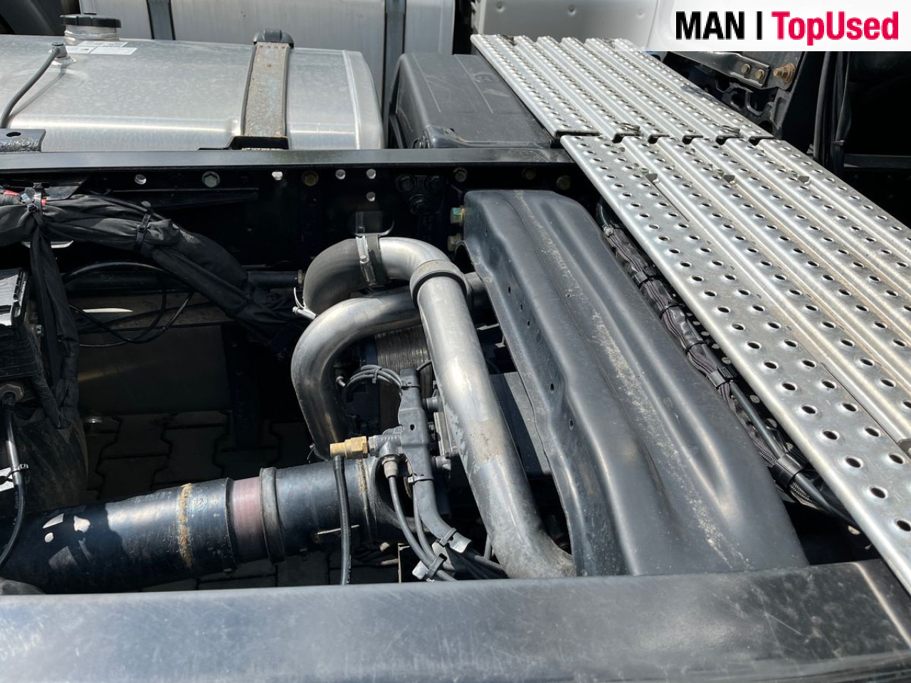 MAN TGX 18.470 4x2 BL SA Euro6 Retarder Klima ZV - شاحنة جرار: صور 4 MAN TGX 18.470 4x2 BL SA Euro6 Retarder Klima ZV - شاحنة جرار: صور 4