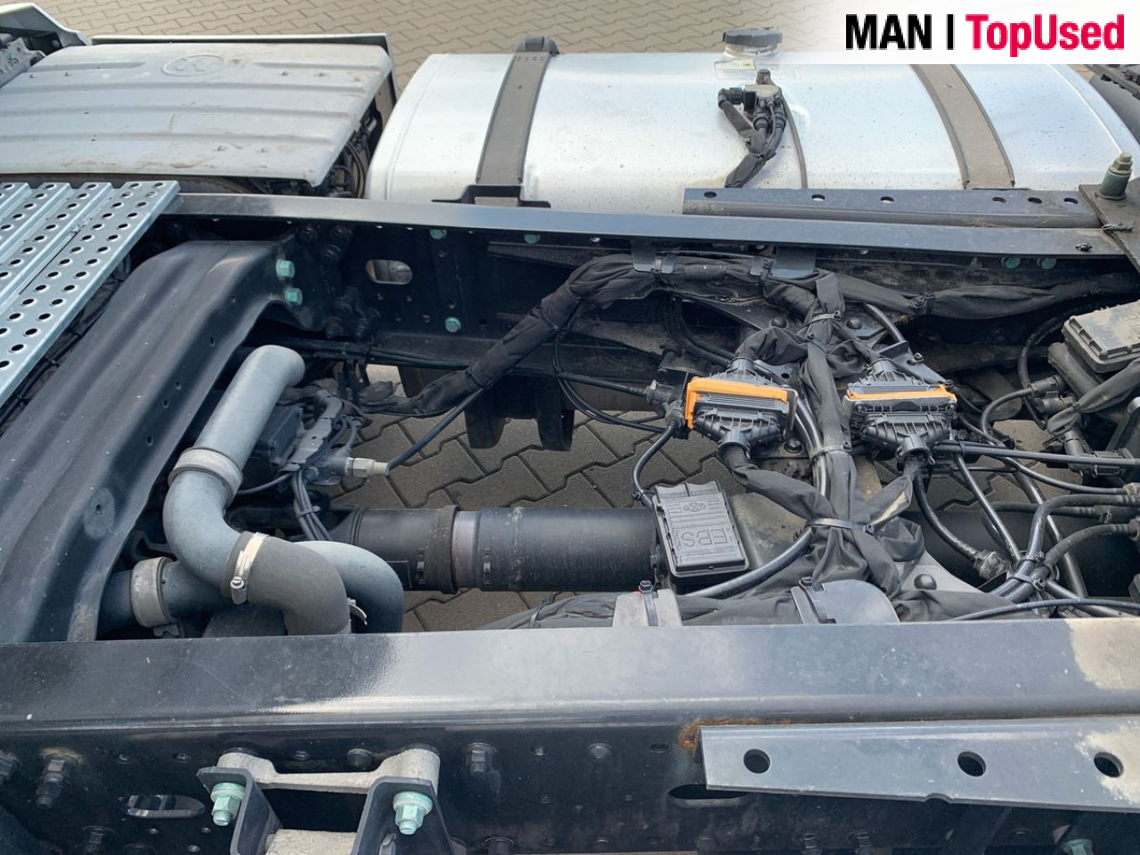 MAN TGX 18.470 4x2 LL SA Euro6 Retarder Klima ZV - شاحنة جرار: صور 5 MAN TGX 18.470 4x2 LL SA Euro6 Retarder Klima ZV - شاحنة جرار: صور 5