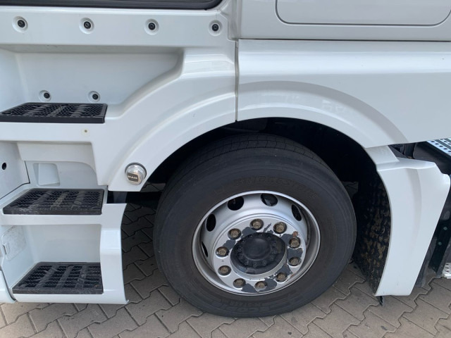 MAN TGX 18.470 4x2 LL SA - شاحنة جرار: صور 5 MAN TGX 18.470 4x2 LL SA - شاحنة جرار: صور 5