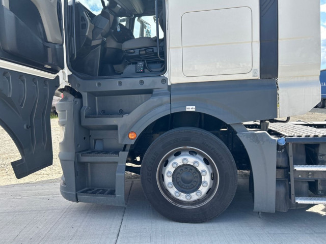 MAN TGX 18.510 4x2 LL SA - شاحنة جرار: صور 5 MAN TGX 18.510 4x2 LL SA - شاحنة جرار: صور 5