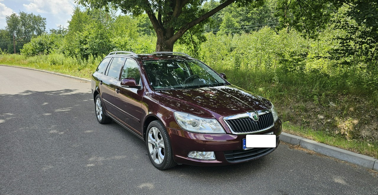 Skoda Octavia II bogate wyposażenie *niski przebieg*FV vat 23%* - سيارة: صور 3 Skoda Octavia II bogate wyposażenie *niski przebieg*FV vat 23%* - سيارة: صور 3