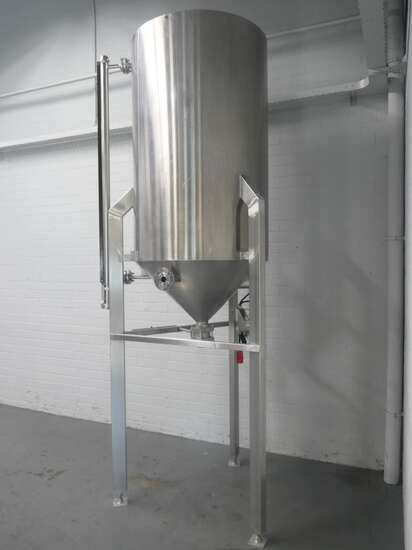 Koppens oiltank VTC1100 - آلة الغذاء: صور 2 Koppens oiltank VTC1100 - آلة الغذاء: صور 2