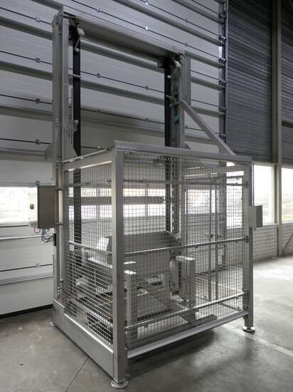 Lachnit lifter for palletboxes 322 L - آلة الغذاء: صور 2 Lachnit lifter for palletboxes 322 L - آلة الغذاء: صور 2