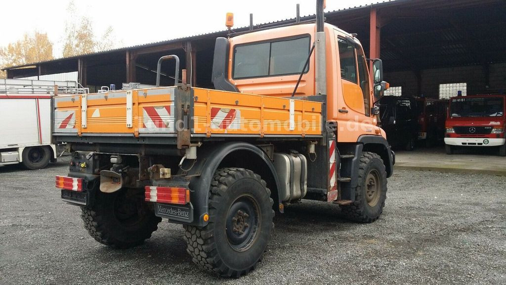 Mercedes-Benz Unimog U 300 Kipper Zugmaschine Kommunalhydraulik U 500 400 U 300 Kipper Zugmaschine Kommunalhydraulik U 500 400 - سيارة بلدية: صور 4 Mercedes-Benz Unimog U 300 Kipper Zugmaschine Kommunalhydraulik U 500 400 U 300 Kipper Zugmaschine Kommunalhydraulik U 500 400 - سيارة بلدية: صور 4