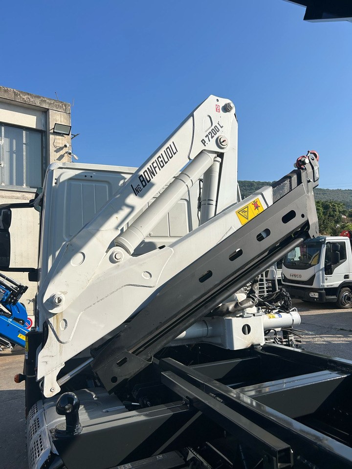 IVECO EUROCARGO 140-250 إيجار IVECO EUROCARGO 140-250: صور 8 IVECO EUROCARGO 140-250 إيجار IVECO EUROCARGO 140-250: صور 8