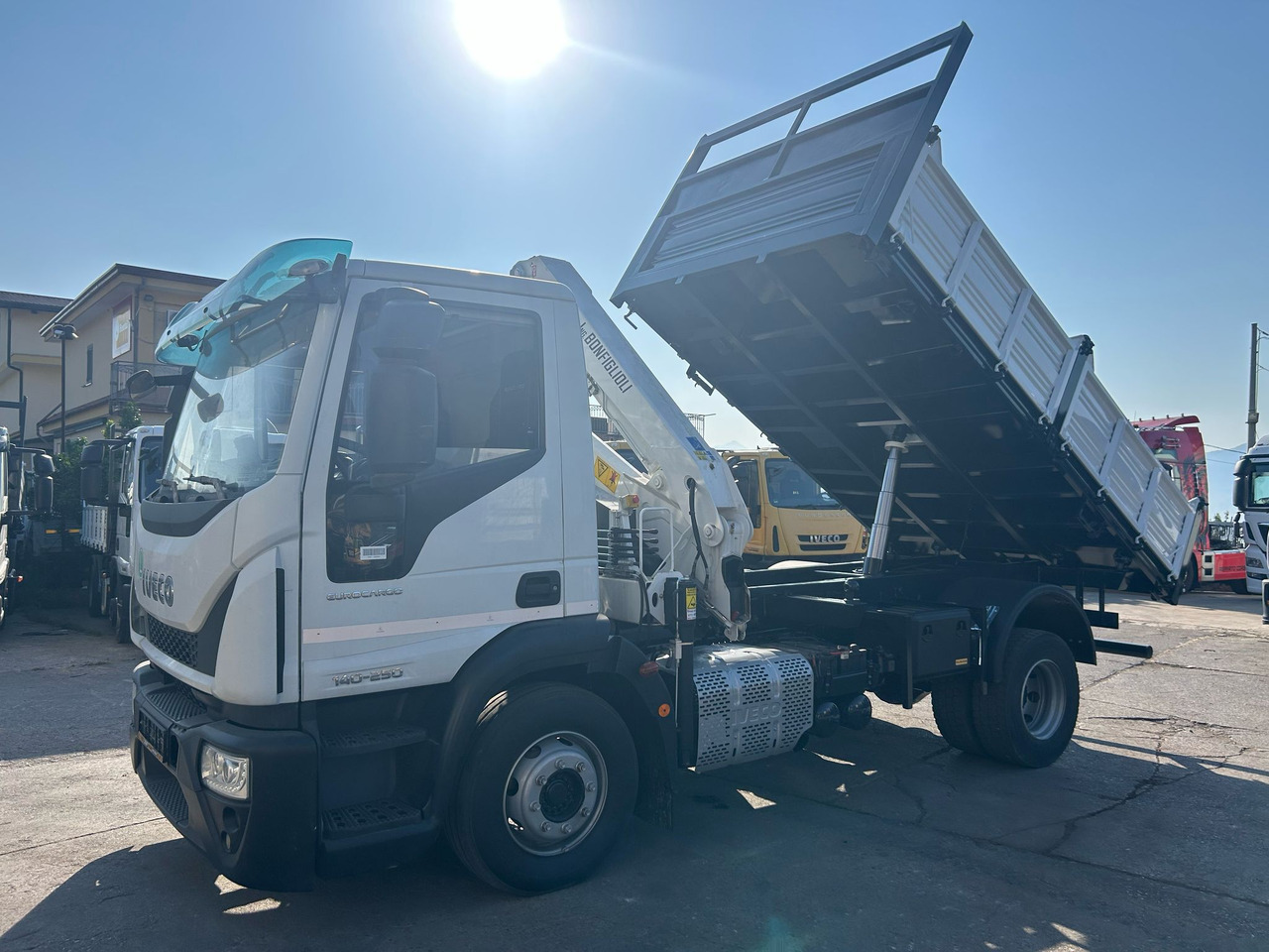 IVECO EUROCARGO 140-250 إيجار IVECO EUROCARGO 140-250: صور 24 IVECO EUROCARGO 140-250 إيجار IVECO EUROCARGO 140-250: صور 24