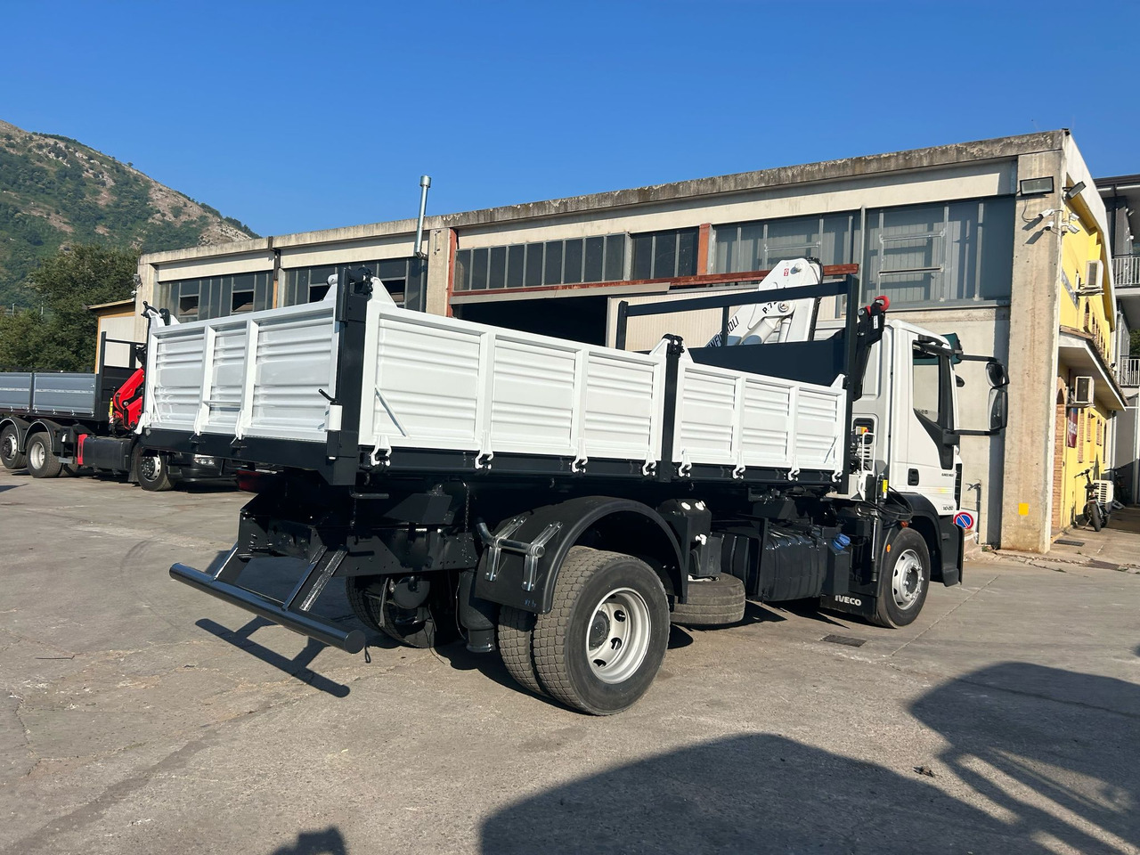 IVECO EUROCARGO 140-250 إيجار IVECO EUROCARGO 140-250: صور 47 IVECO EUROCARGO 140-250 إيجار IVECO EUROCARGO 140-250: صور 47