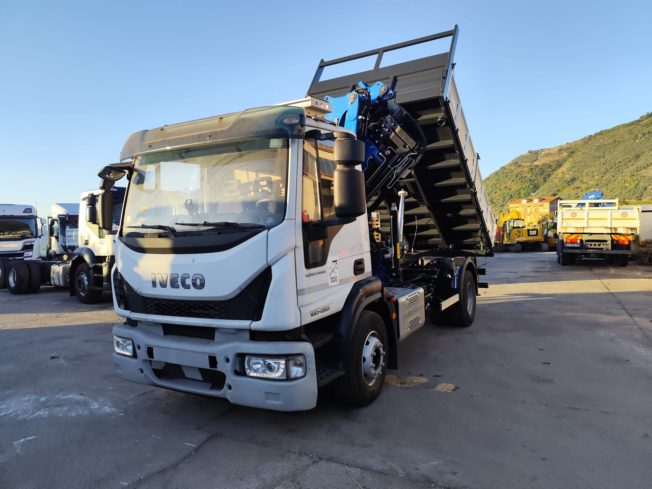 شاحنة كرين, قلابات IVECO EUROCARGO 160-250: صور 26