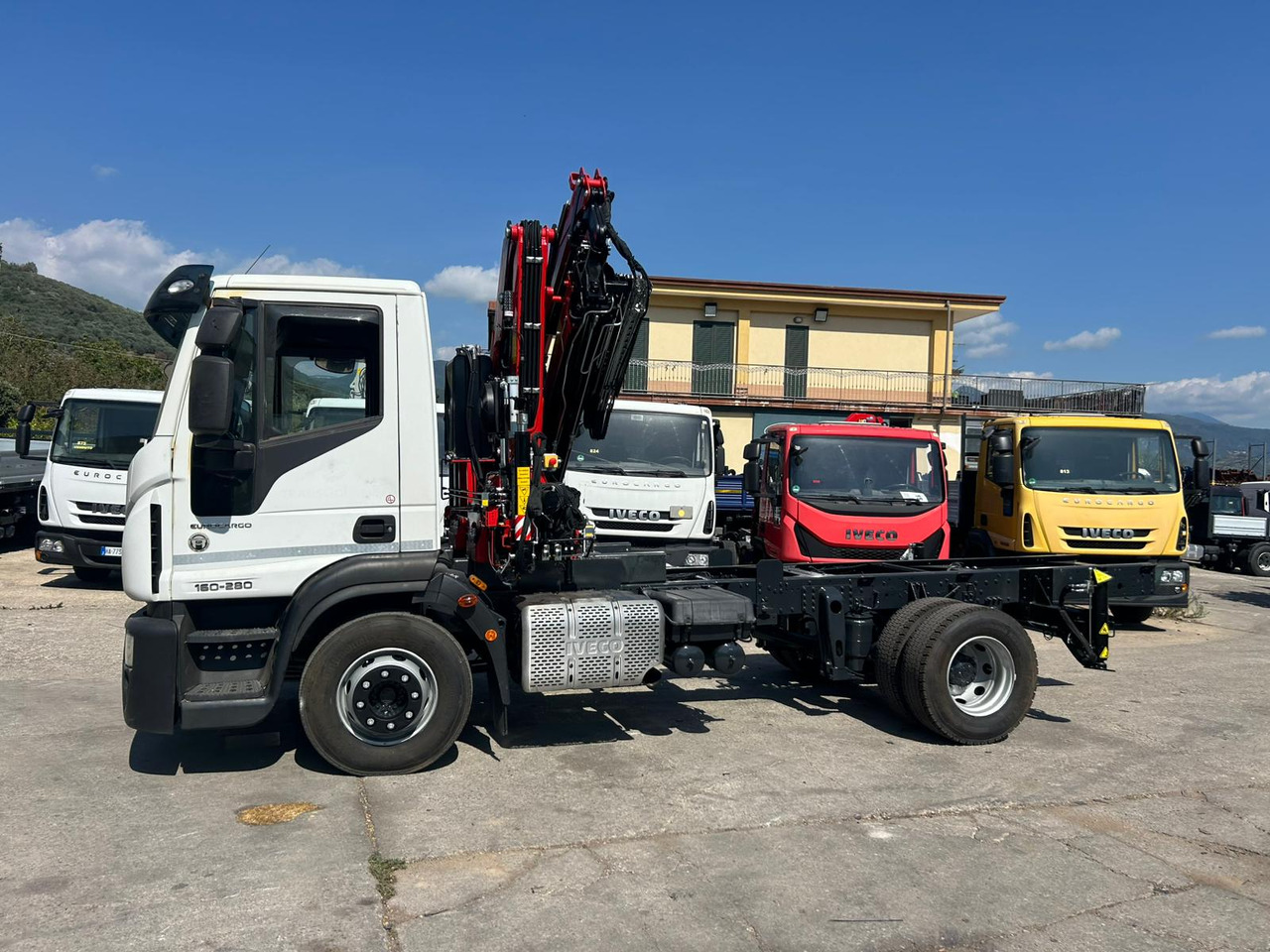IVECO EUROCARGO 160-280 - شاحنة كرين, شاحنة كرين: صور 3 IVECO EUROCARGO 160-280 - شاحنة كرين, شاحنة كرين: صور 3