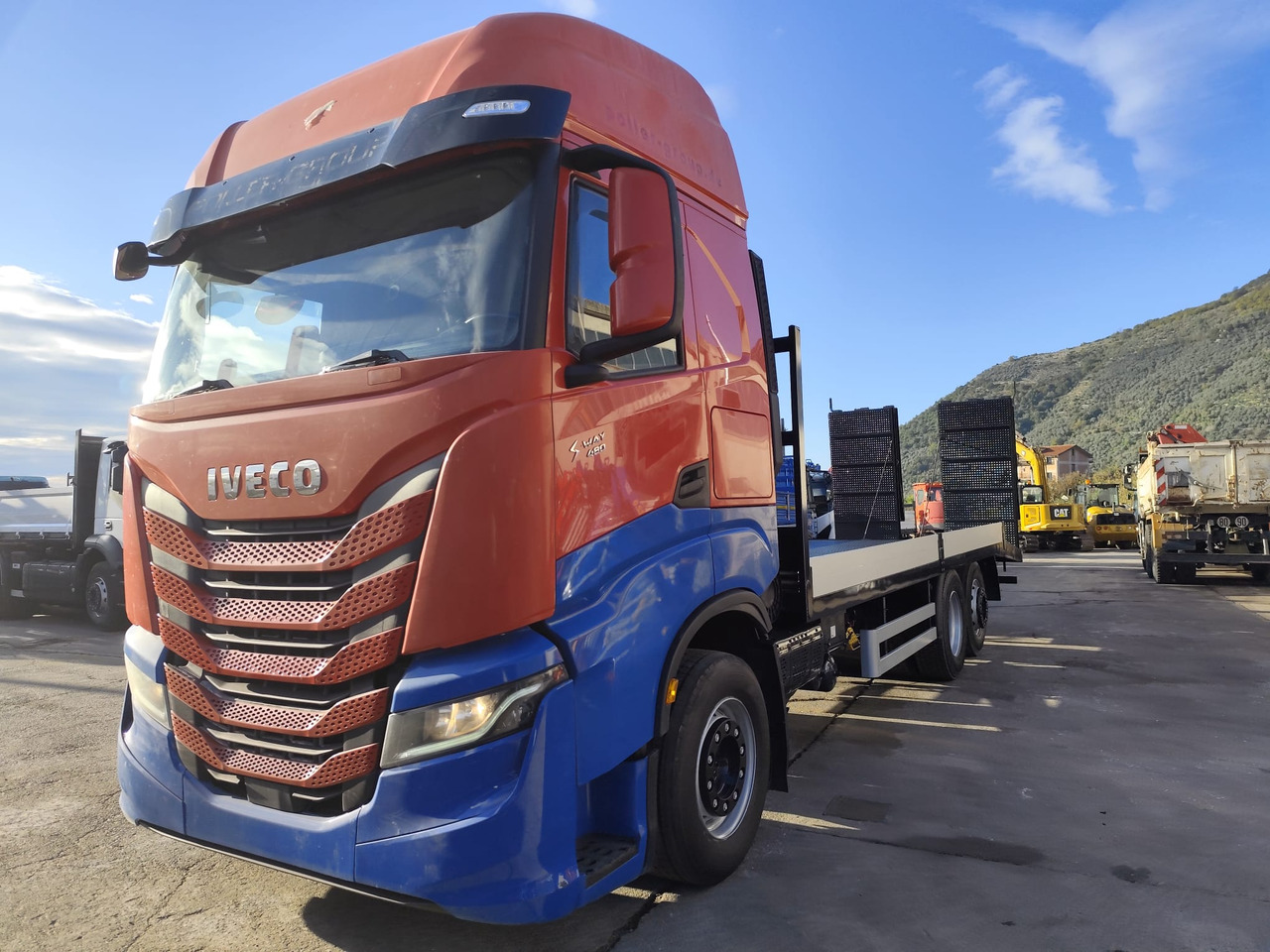 شاحنات مسطحة IVECO S-WAY AS260S48 Y: صور 14