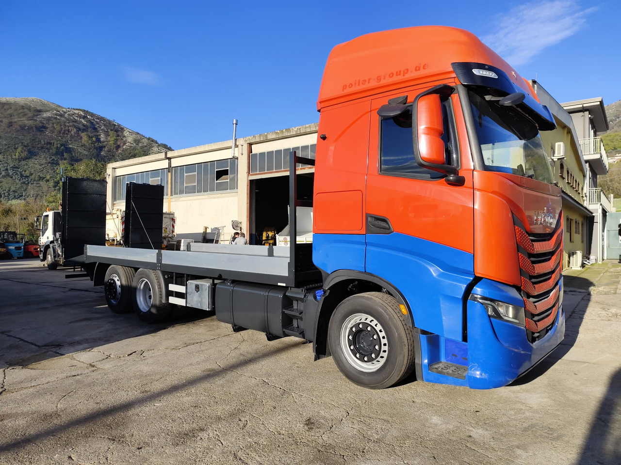 شاحنات مسطحة IVECO S-WAY AS260S48 Y: صور 32