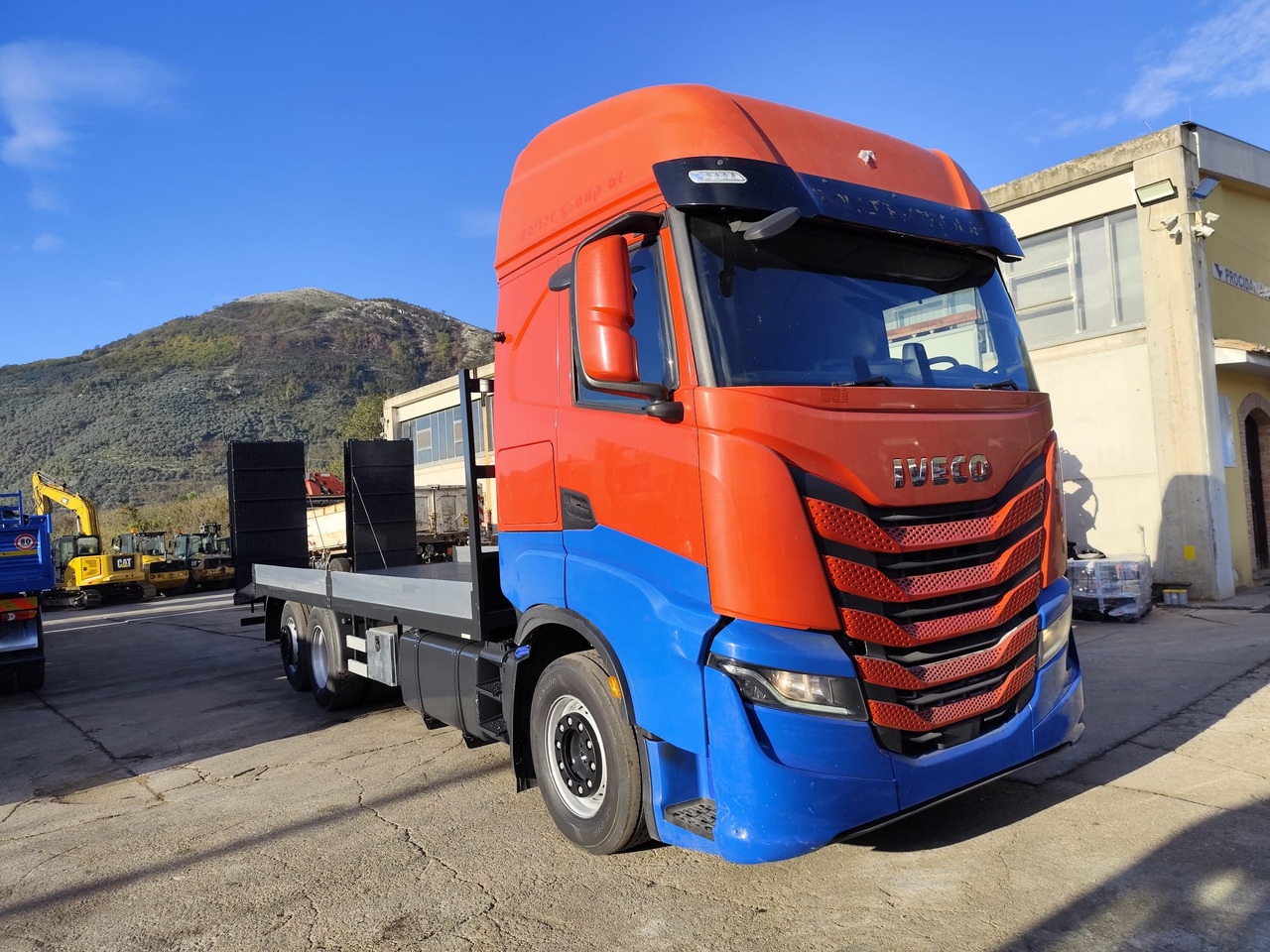 شاحنات مسطحة IVECO S-WAY AS260S48 Y: صور 43