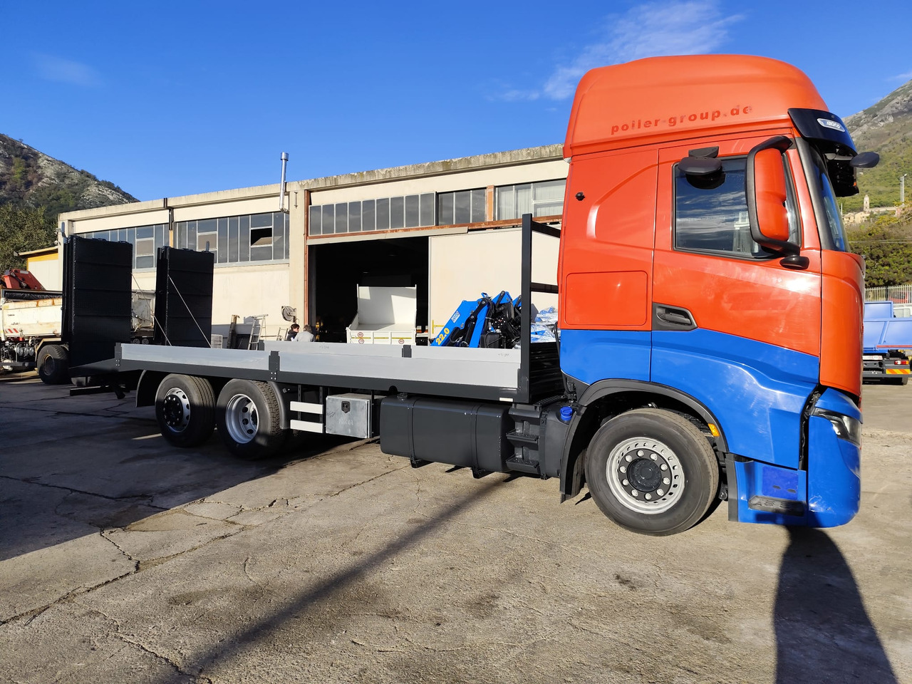 شاحنات مسطحة IVECO S-WAY AS260S48 Y: صور 16