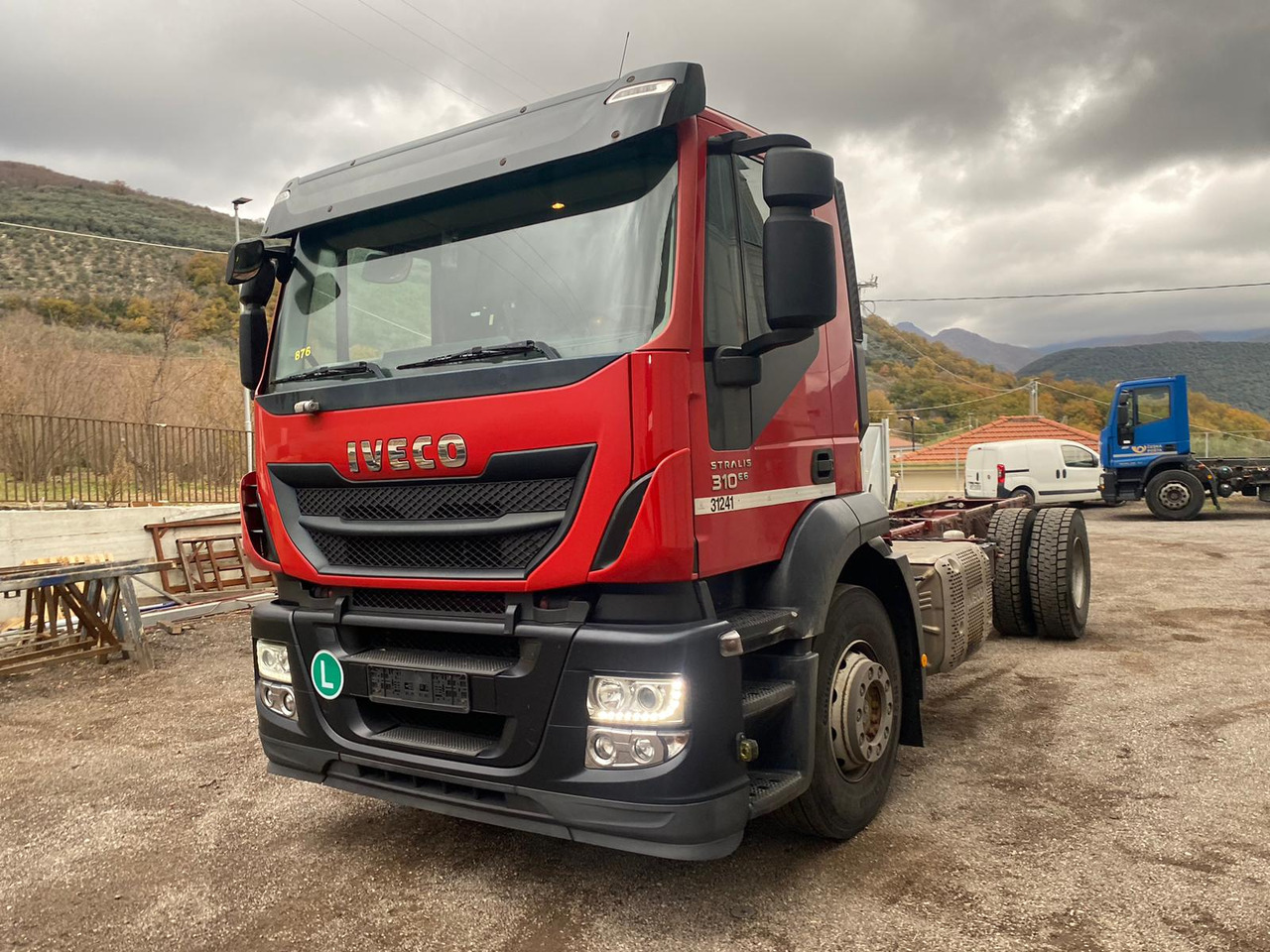 IVECO STRALIS 190S31 - الشاسيه شاحنة: صور 4 IVECO STRALIS 190S31 - الشاسيه شاحنة: صور 4