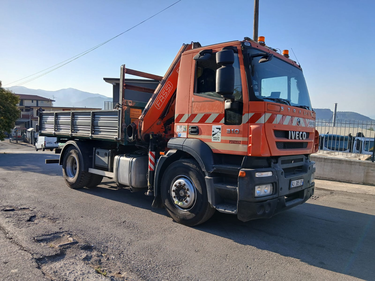 IVECO STRALIS 190S31 - شاحنة كرين: صور 1 IVECO STRALIS 190S31 - شاحنة كرين: صور 1