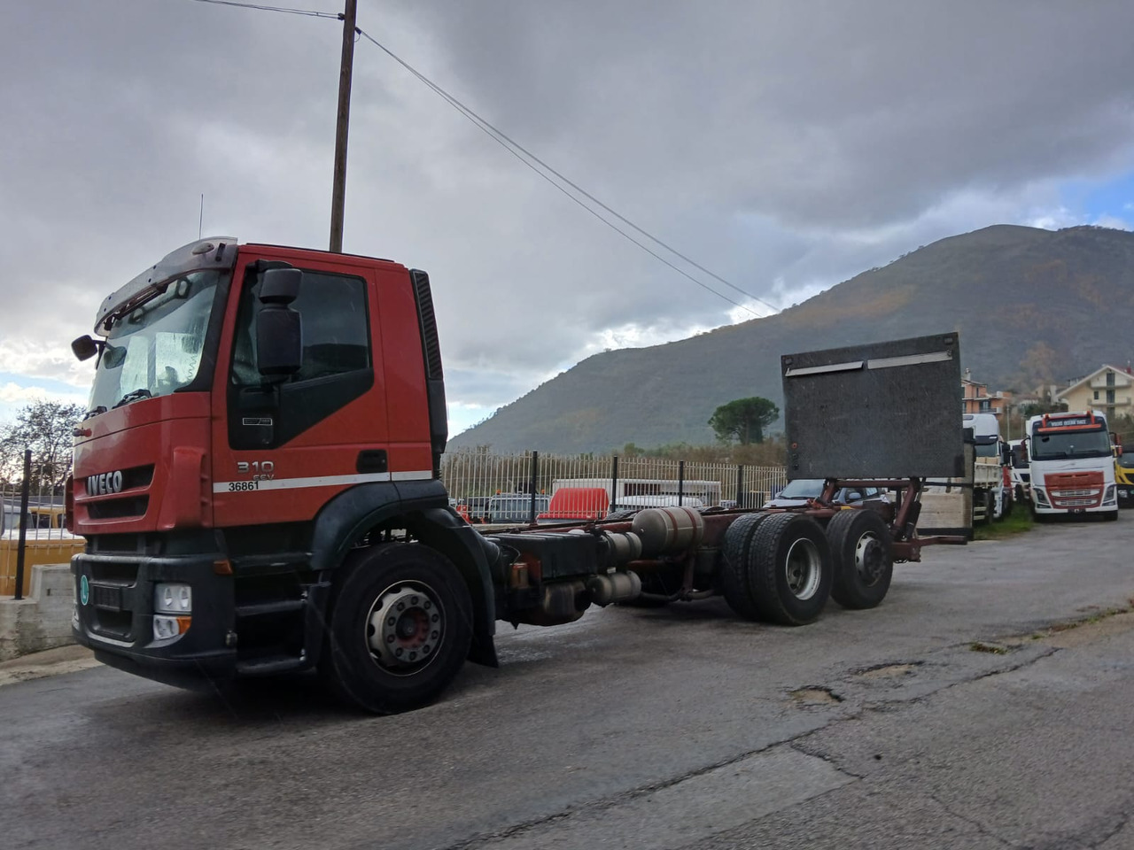 IVECO STRALIS AD 260S31 - الشاسيه شاحنة: صور 1 IVECO STRALIS AD 260S31 - الشاسيه شاحنة: صور 1