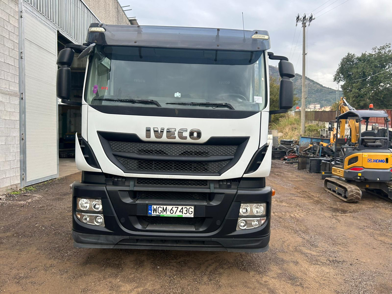 IVECO STRALIS AD 260S31 - الشاسيه شاحنة: صور 4 IVECO STRALIS AD 260S31 - الشاسيه شاحنة: صور 4