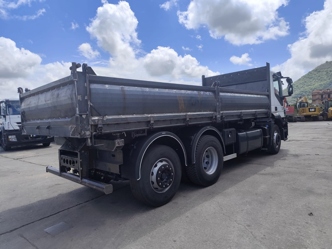 شاحنة كرين IVECO STRALIS CUBE 260S31: صور 6