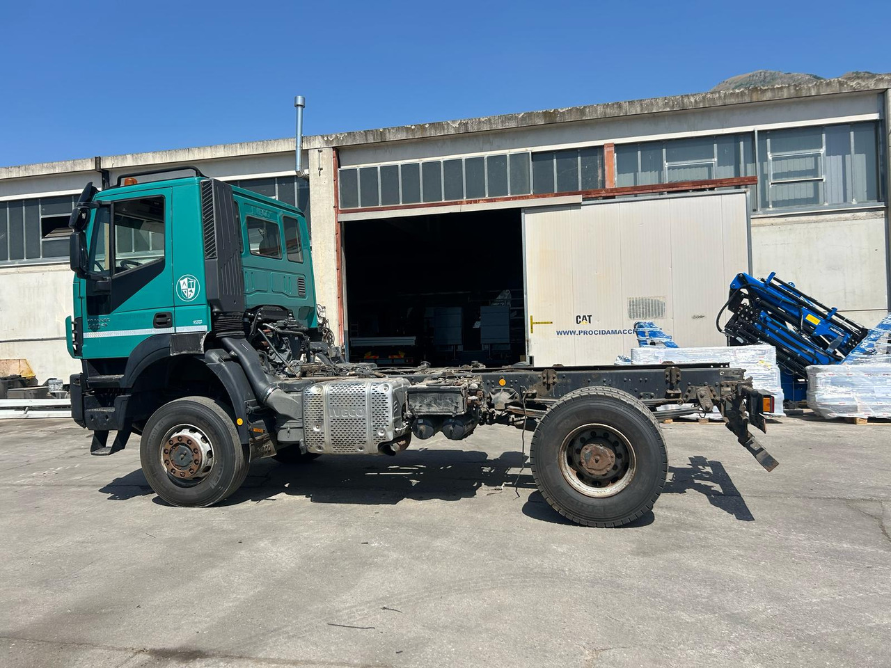 الشاسيه شاحنة IVECO TRAKKER 190T41: صور 20