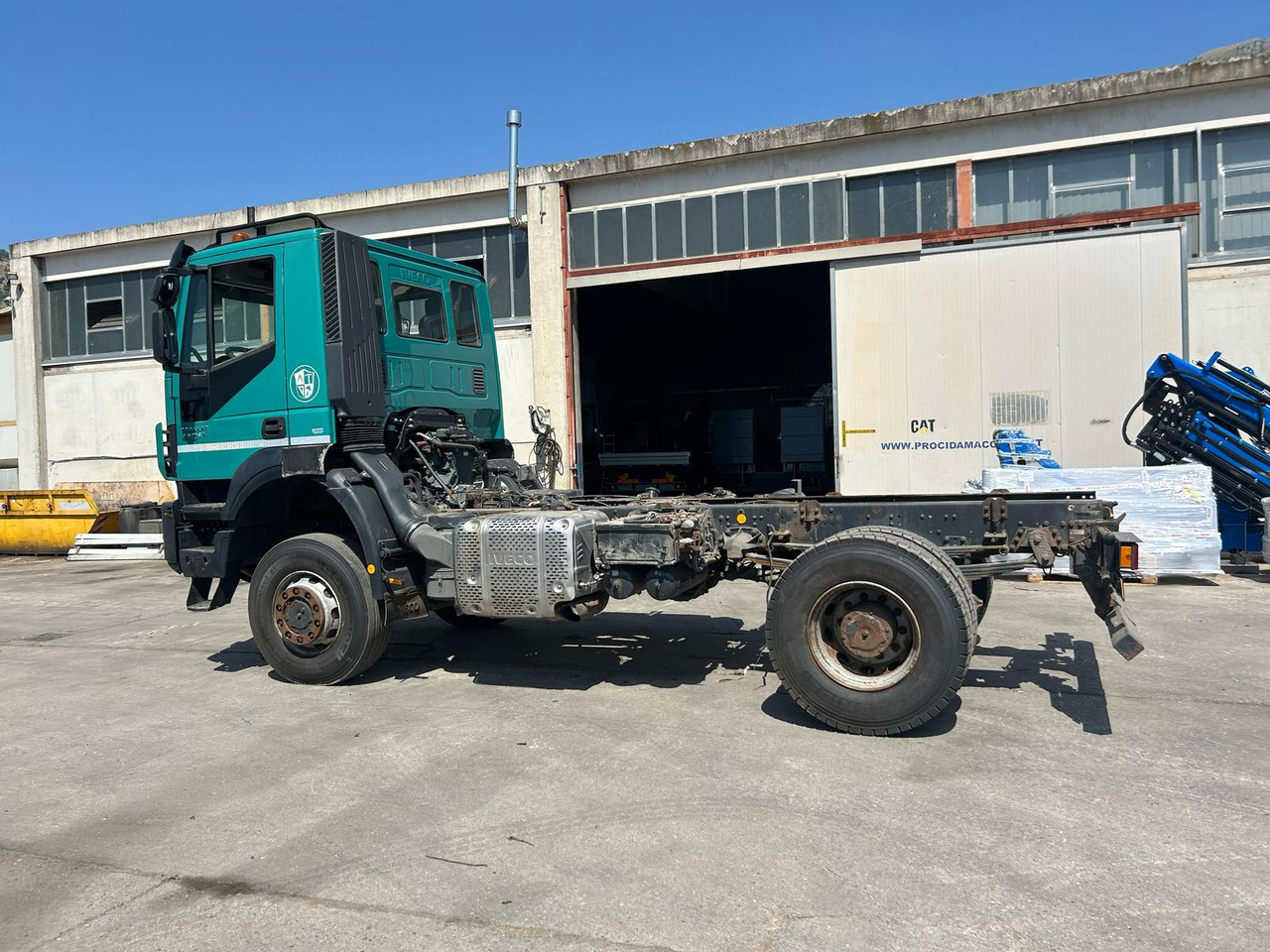 الشاسيه شاحنة IVECO TRAKKER 190T41: صور 19