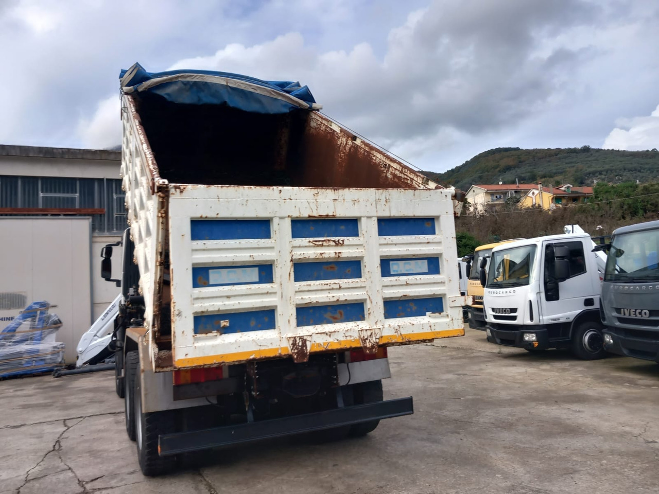 شاحنة كرين IVECO TRAKKER 260T36: صور 7