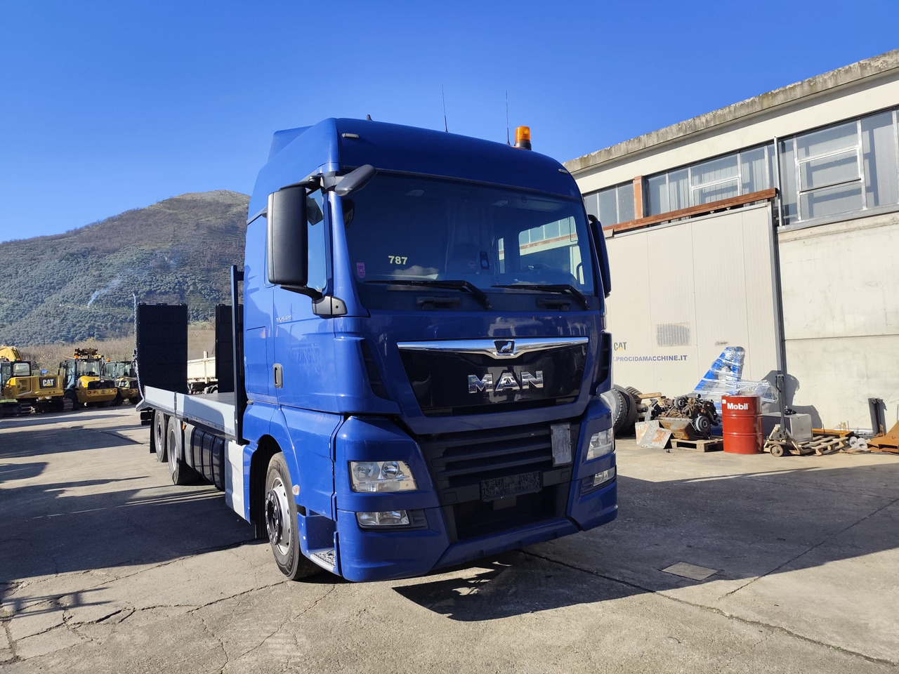 MAN TGX 26.420 - شاحنات مسطحة: صور 4 MAN TGX 26.420 - شاحنات مسطحة: صور 4