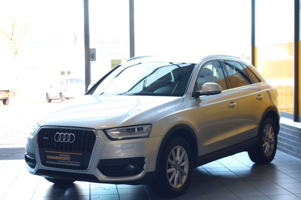 Audi Q3 2.0 TDI quattro Xenon Navi Sitzheizung AHK - سيارة دفع رباعي: صور 4 Audi Q3 2.0 TDI quattro Xenon Navi Sitzheizung AHK - سيارة دفع رباعي: صور 4