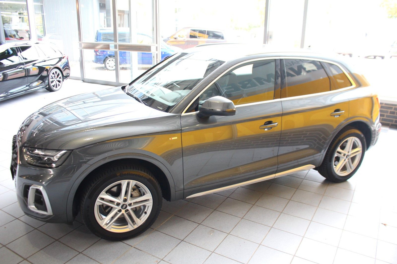 Audi Q5 40 TDI quattro S line Kamera MMI+ LED AHK - سيارة دفع رباعي: صور 5 Audi Q5 40 TDI quattro S line Kamera MMI+ LED AHK - سيارة دفع رباعي: صور 5