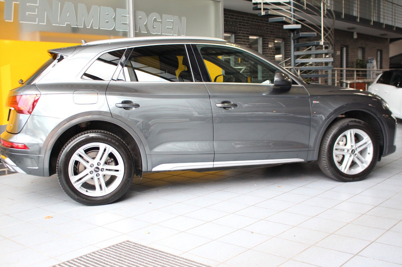 Audi Q5 40 TDI quattro S line Kamera MMI+ LED AHK - سيارة دفع رباعي: صور 3 Audi Q5 40 TDI quattro S line Kamera MMI+ LED AHK - سيارة دفع رباعي: صور 3
