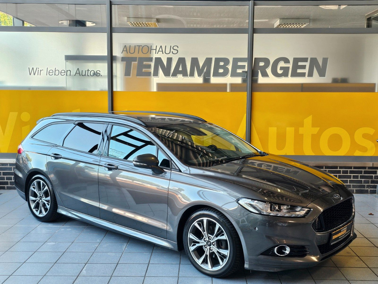 Ford Mondeo Turnier ST-Line LED Scheinwerfer - سيارة: صور 1 Ford Mondeo Turnier ST-Line LED Scheinwerfer - سيارة: صور 1