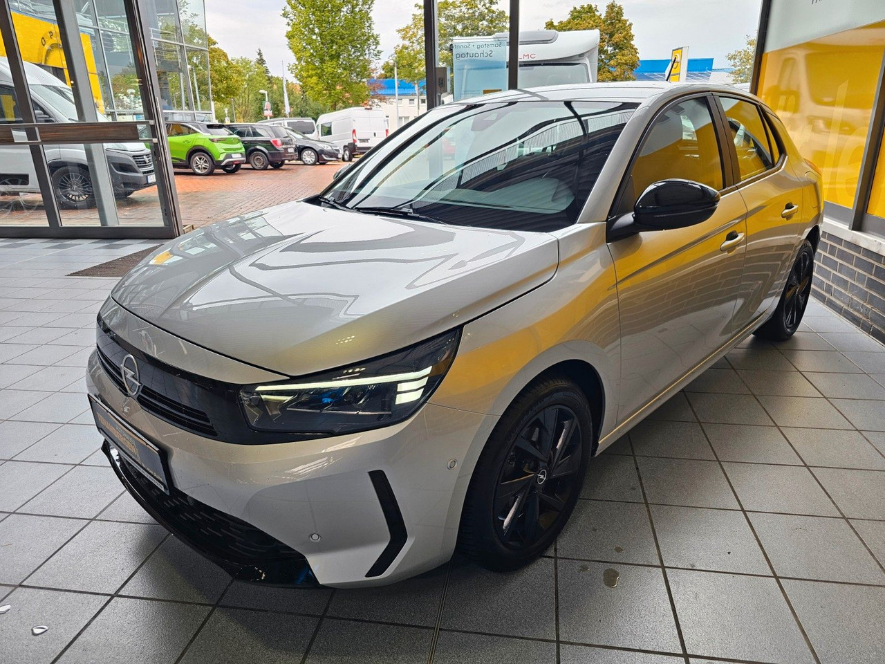 Opel Corsa F 1.2 Sitz-Lenkradheizung Kamera Allwetter - سيارة: صور 2 Opel Corsa F 1.2 Sitz-Lenkradheizung Kamera Allwetter - سيارة: صور 2