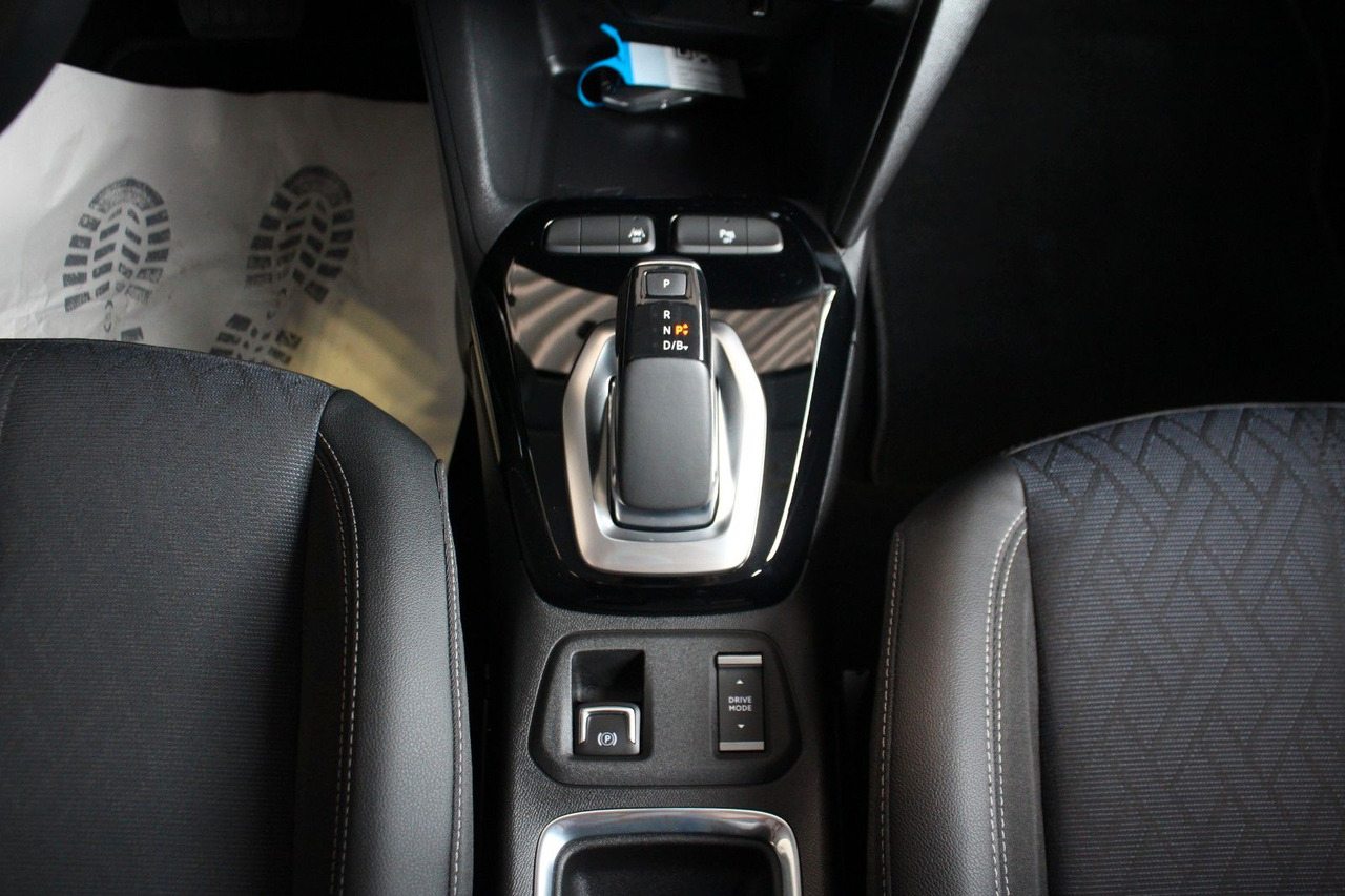 سيدان Opel Corsa F e Elegance Navi Kamera Keyless Voll-LED: صور 17